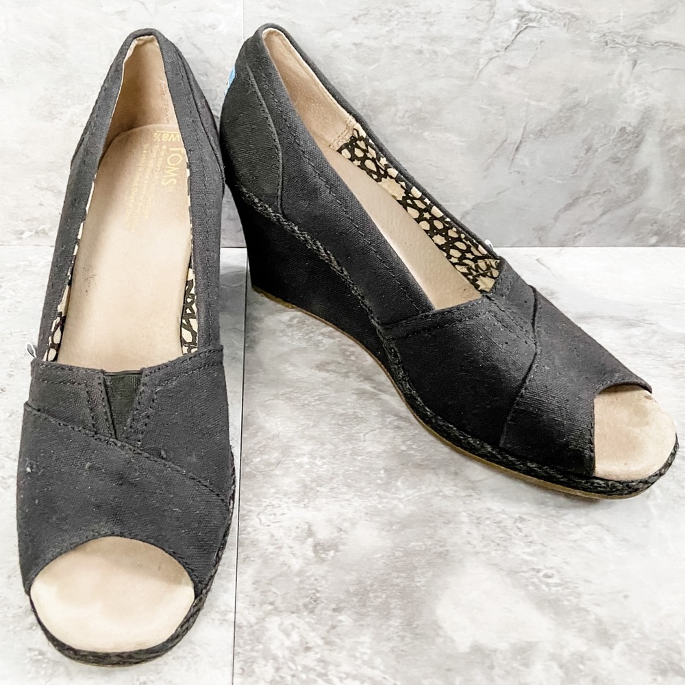 Toms Classic Canvas Peep Toe Wedge